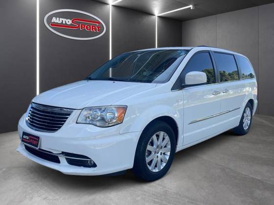 CHRYSLER TOWN & COUNTRY 3.6 TOURING V6 24V GASOLINA 4P AUTOMÁTICO
